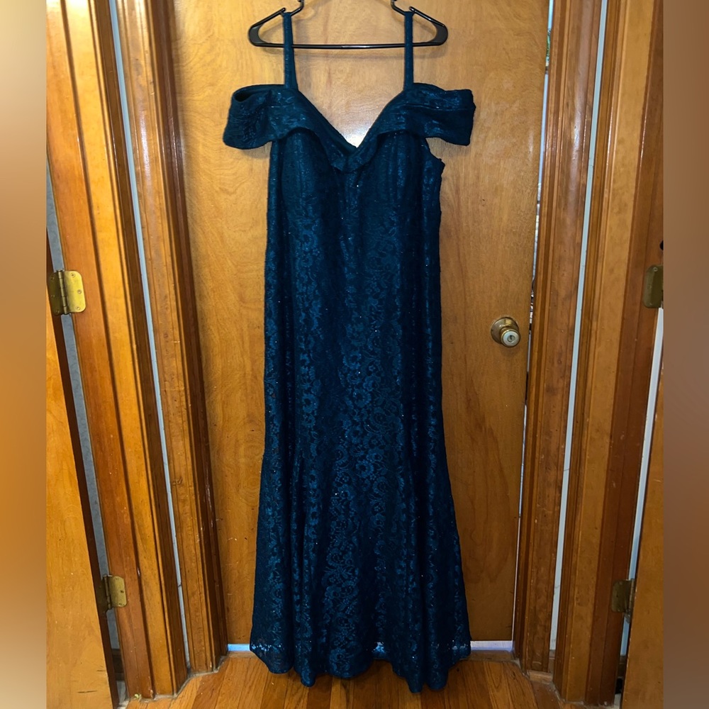 Brand: R&M Richard’s. Size: 22W. Color: Teal. Condition: Excellent.
